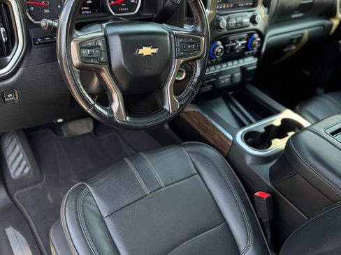 Used 2022 Chevrolet Silverado 3500 High Country w/ Technology Package AWD/4WD image 30