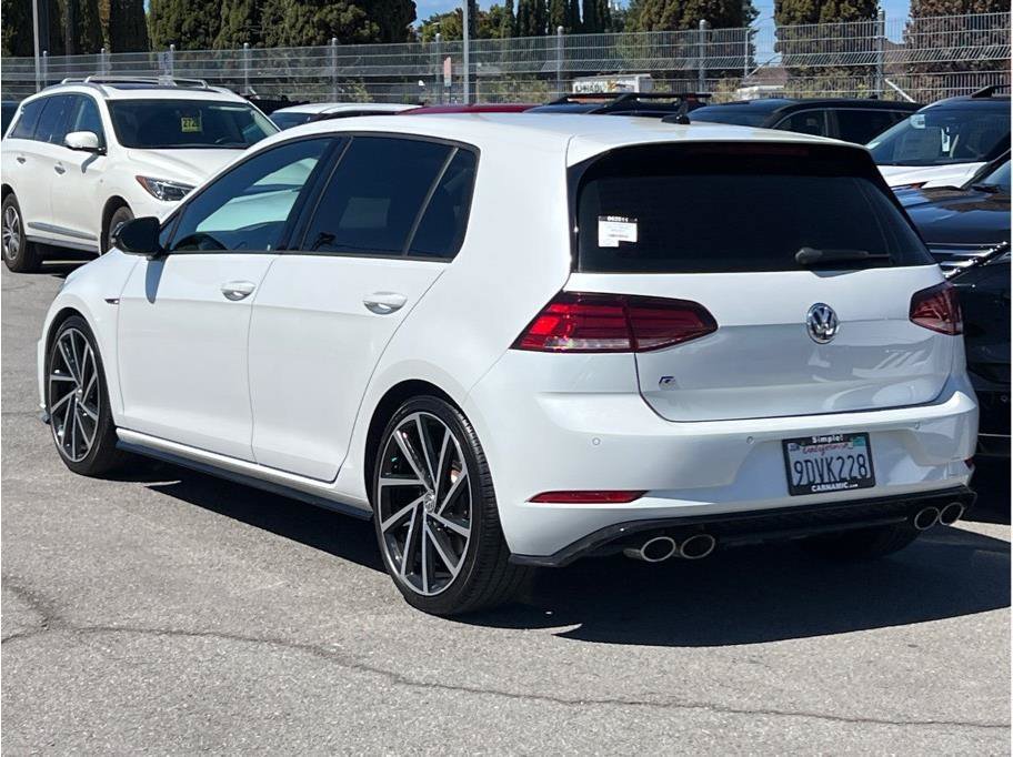 Used 2018 Volkswagen Golf 4-Door AWD/4WD image 6