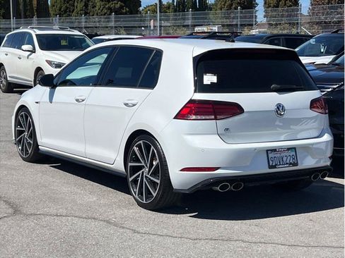 Used 2018 Volkswagen Golf 4-Door AWD/4WD image 6