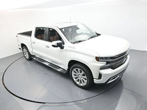 Used 2022 Chevrolet Silverado 1500 High Country AWD/4WD image 38