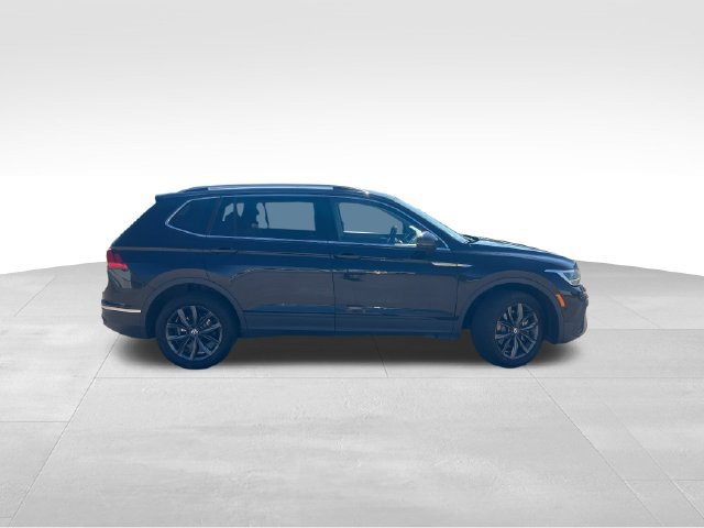 Used 2023 Volkswagen Tiguan SE FWD image 10