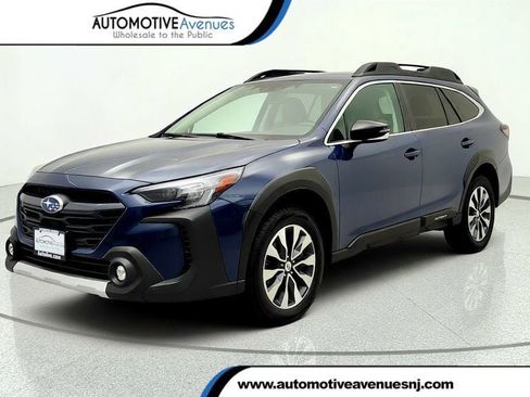 Used 2023 Subaru Outback Limited AWD/4WD image 1