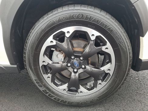 Certified 2023 Subaru Crosstrek 2.0i image 8