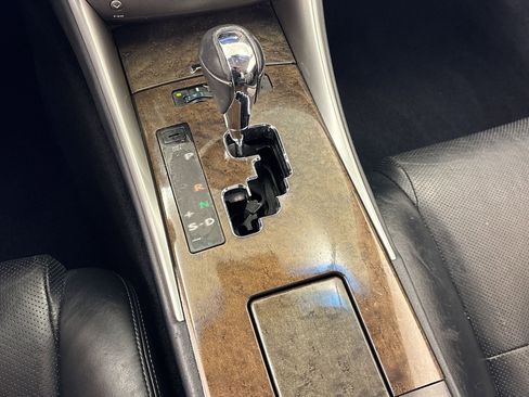 Used 2011 Lexus IS 350C w/ Luxury Pkg RWD image 15