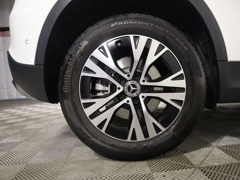 Certified 2025 Mercedes-Benz GLA 250 GLA 250 image 34