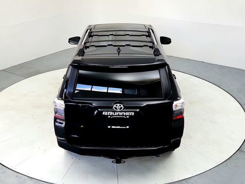 Used 2023 Toyota 4Runner SR5 Premium w/ Moonroof Package AWD/4WD image 18