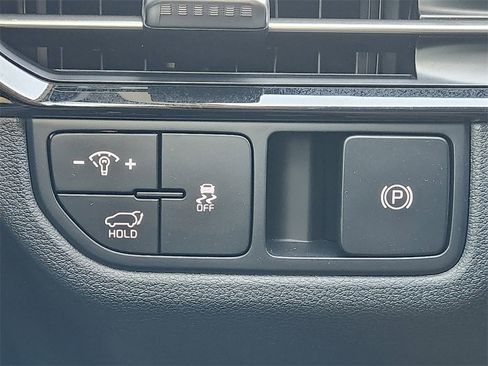 New 2026 Kia Sportage SX image 16