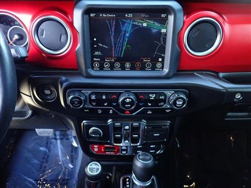 Used 2021 Jeep Wrangler Unlimited Rubicon AWD/4WD image 15