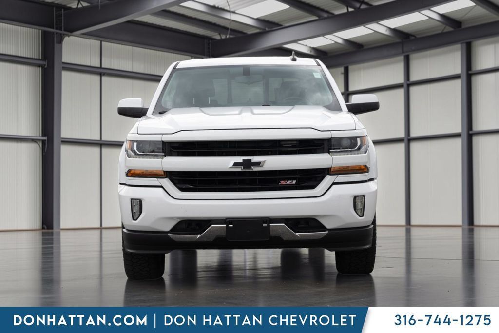 Used 2018 Chevrolet Silverado 1500 LT w/ All Star Edition AWD/4WD image 25