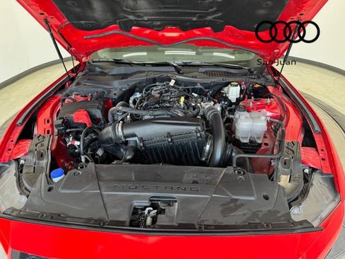 Used 2025 Ford Mustang Coupe RWD image 9