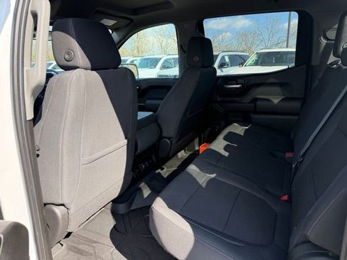 Used 2022 Chevrolet Silverado 1500 LT w/ Safety Package AWD/4WD image 7