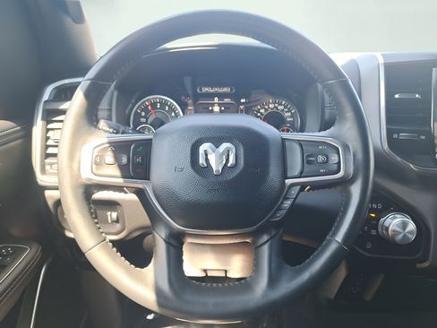 Used 2023 RAM 1500 Laramie AWD/4WD image 18