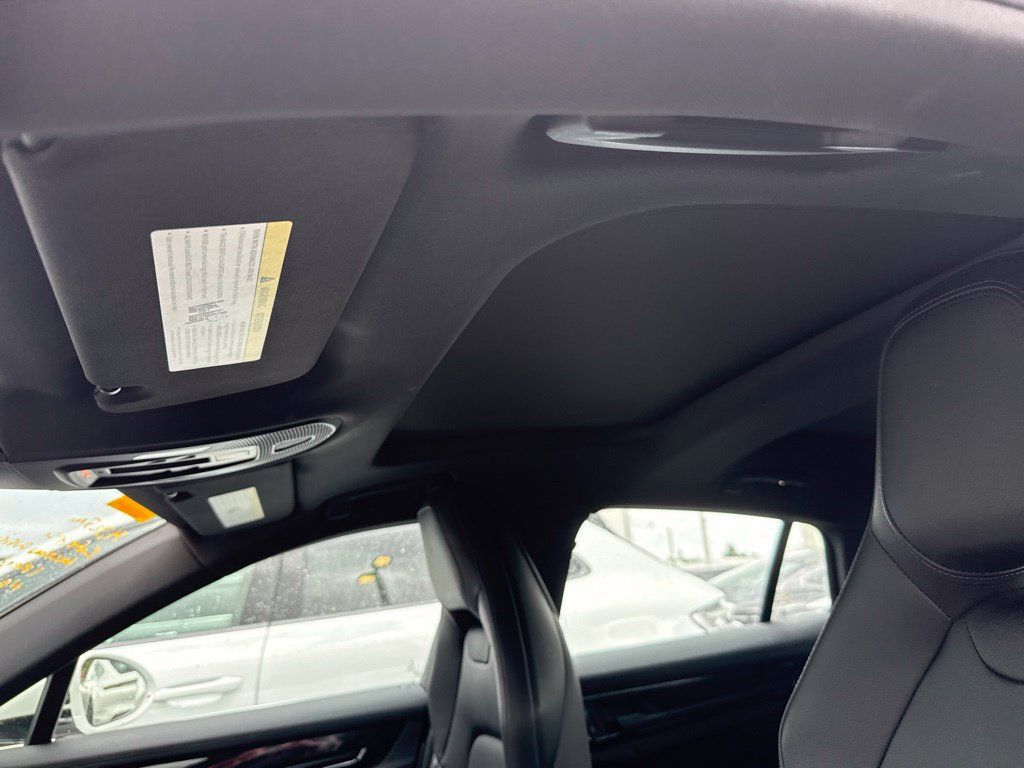 Certified 2025 Porsche Panamera RWD image 9