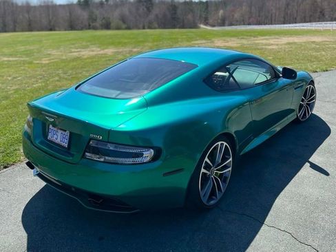 Used 2015 Aston Martin DB9 Coupe RWD image 5