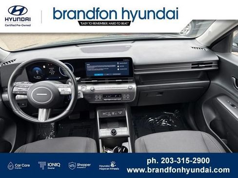 Used 2025 Hyundai Kona SEL AWD/4WD image 12