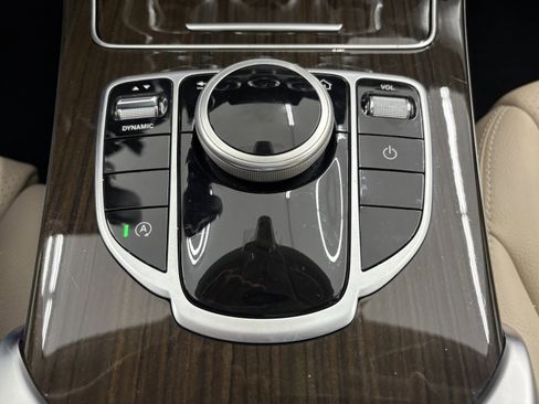 Used 2020 Mercedes-Benz C 300 4MATIC Sedan image 22