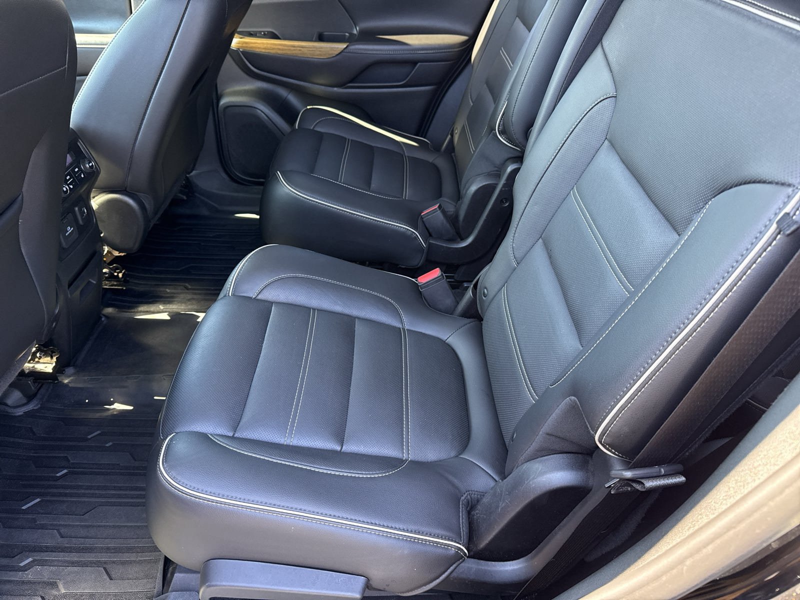 Used 2019 GMC Acadia Denali AWD/4WD image 24