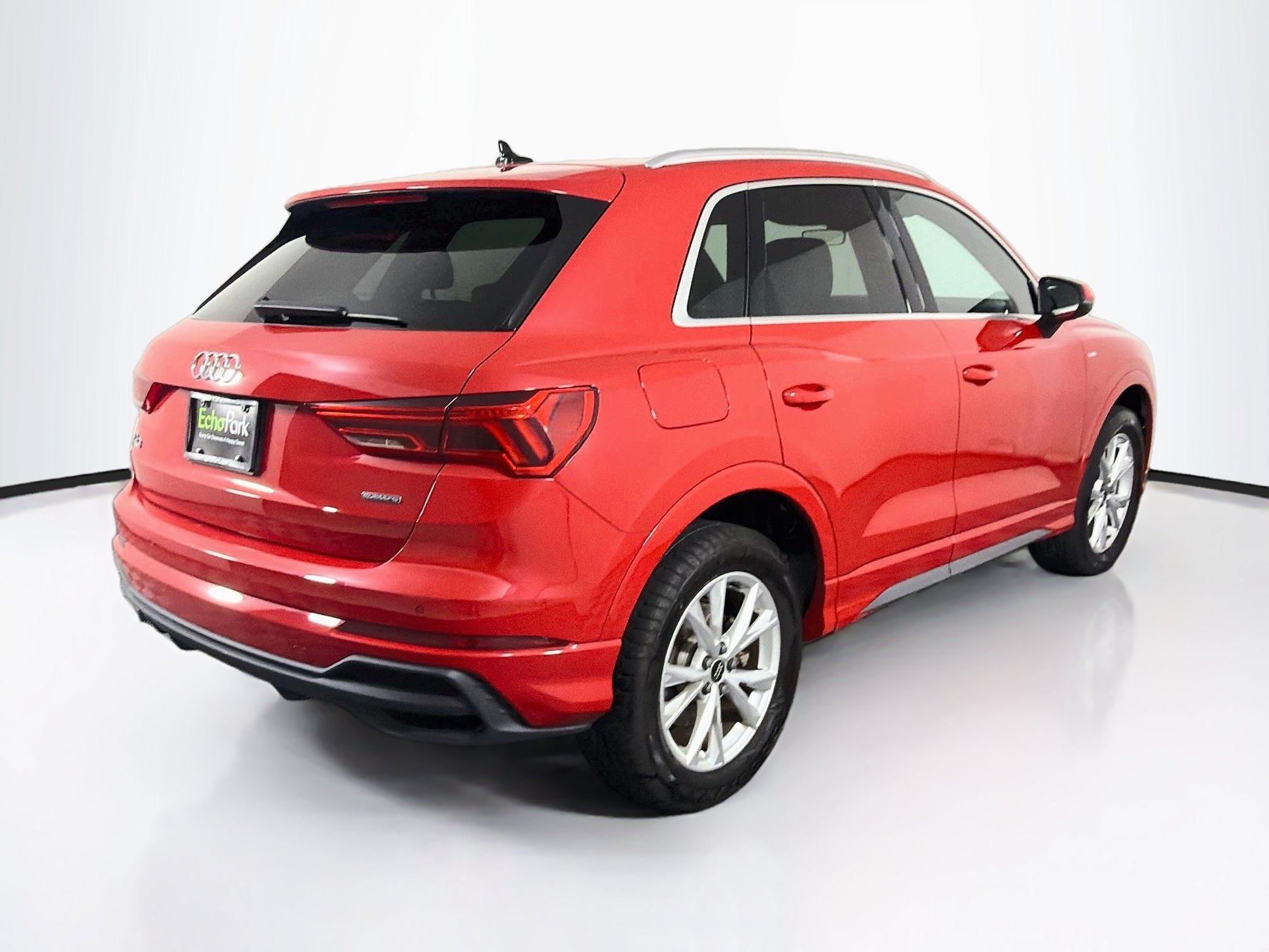 Used 2025 Audi Q3 2.0T Premium AWD/4WD image 9