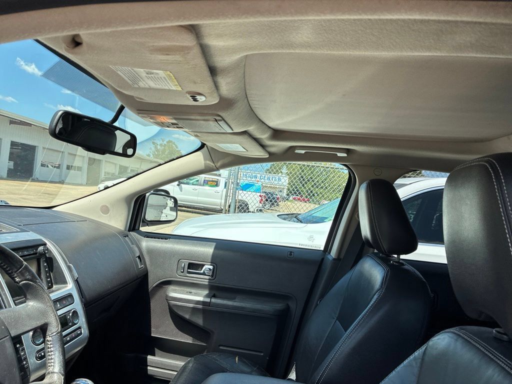Used 2010 Ford Edge Limited FWD image 29