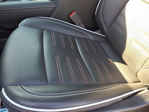 Certified 2025 GMC Sierra 2500 AT4X image 22