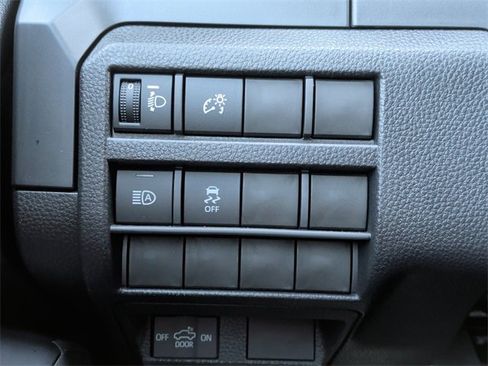 Certified 2025 Toyota Tacoma SR image 24