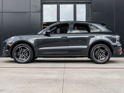 Used 2021 Porsche Macan S image 2