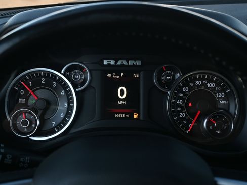 Used 2022 RAM 1500 Lone Star image 23