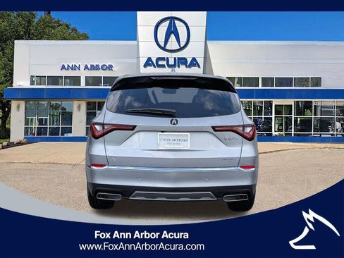 New 2026 Acura MDX w/ Technology Package AWD/4WD image 4