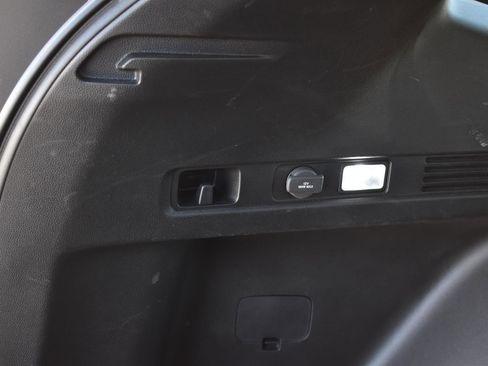 Used 2024 Honda CR-V EX-L image 17