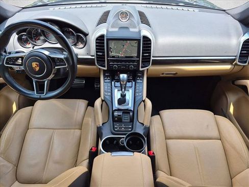 Used 2015 Porsche Cayenne S AWD/4WD image 18