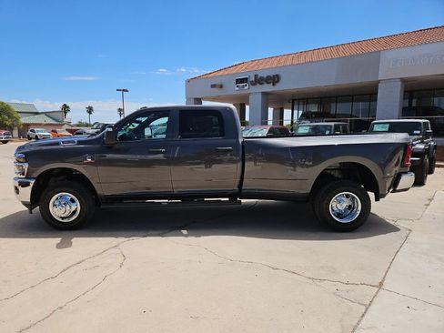 New 2026 RAM 3500 Tradesman AWD/4WD image 2