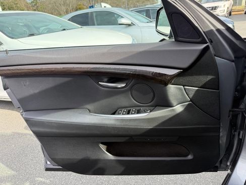 Used 2012 BMW 535i xDrive image 21