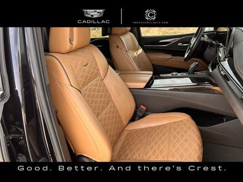 Certified 2021 Cadillac Escalade Premium Luxury w/ LPO, Illumination Package image 26