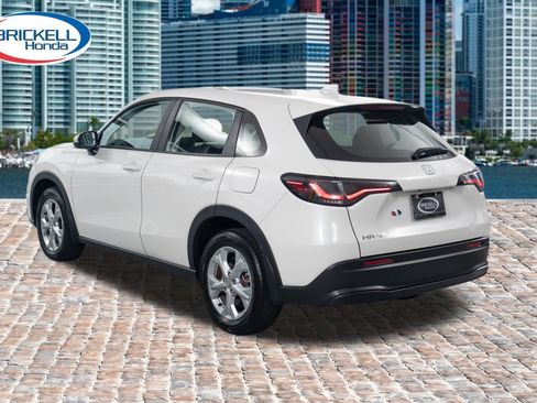 Used 2025 Honda HR-V LX image 6