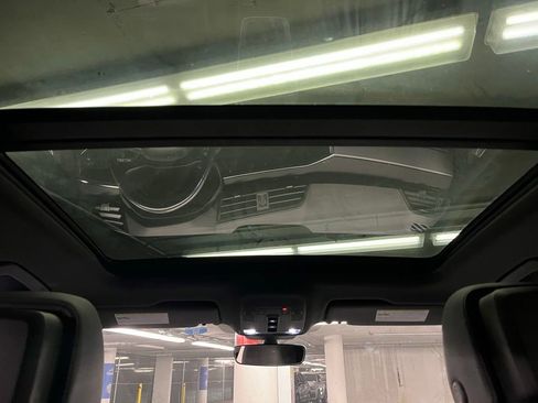 Used 2020 Audi Q3 2.0T Premium w/ Convenience Package image 13