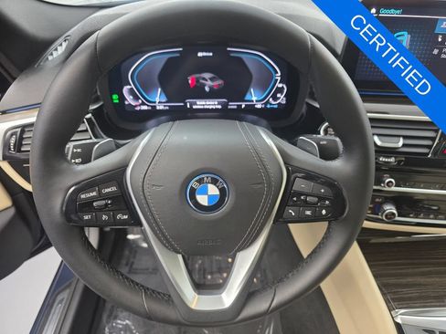 Certified 2023 BMW 530e w/ Premium Package RWD image 18