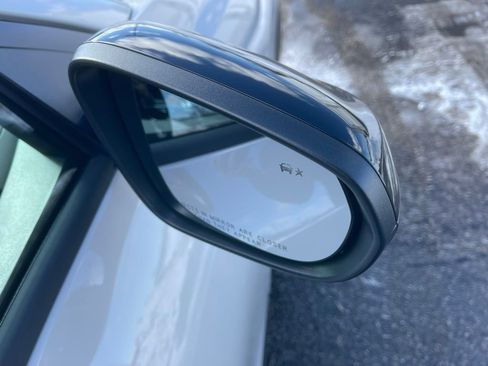 New 2026 Chevrolet Trax ACTIV w/ Sunroof Package image 30