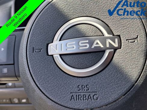 Used 2024 Nissan Rogue SL w/ SL Premium Package AWD/4WD image 17
