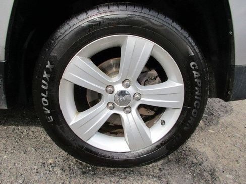 Used 2015 Jeep Patriot Latitude image 12