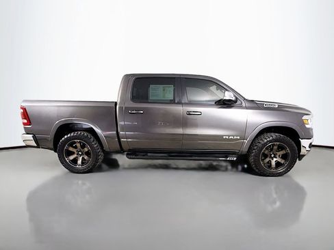 Used 2019 RAM 1500 Laramie AWD/4WD image 9