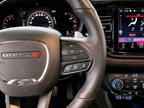 Used 2025 Dodge Durango R/T AWD/4WD image 12