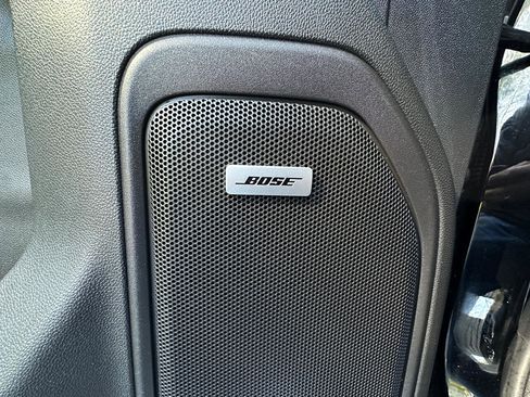 Used 2019 GMC Sierra 1500 SLT w/ SLT Premium Plus Package image 14