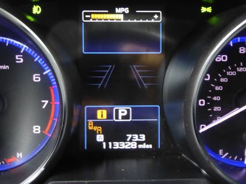 Used 2015 Subaru Legacy 3.6R Limited image 13