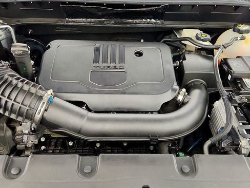 Used 2025 Chevrolet Blazer LT FWD image 26