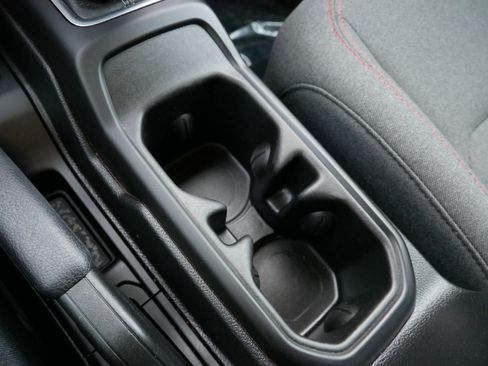 Used 2024 Jeep Wrangler Unlimited Rubicon image 30