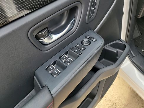 New 2025 Honda Pilot Black Edition image 14