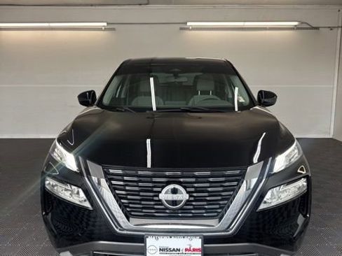 Certified 2023 Nissan Rogue SV FWD image 16