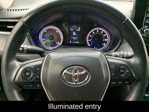 Certified 2021 Toyota Venza XLE w/ Softex Package image 18