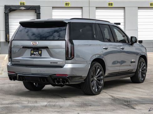 Used 2025 Cadillac Escalade V w/ LPO, Floor Liner Package AWD/4WD image 16