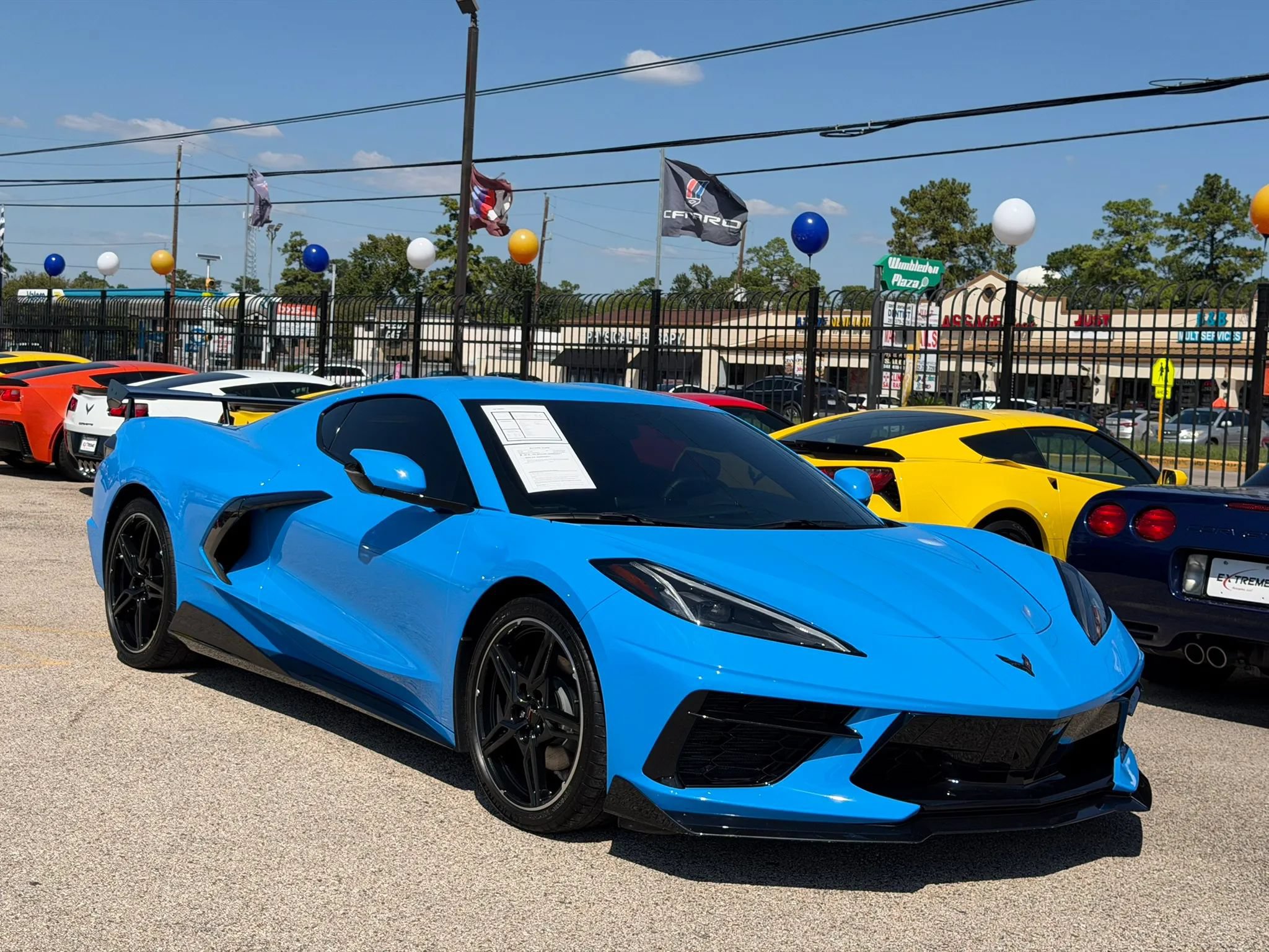 Used 2022 Chevrolet Corvette Stingray Coupe w/ 1LT RWD image 5